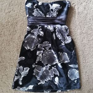 Speechless Floral Strapless Dress